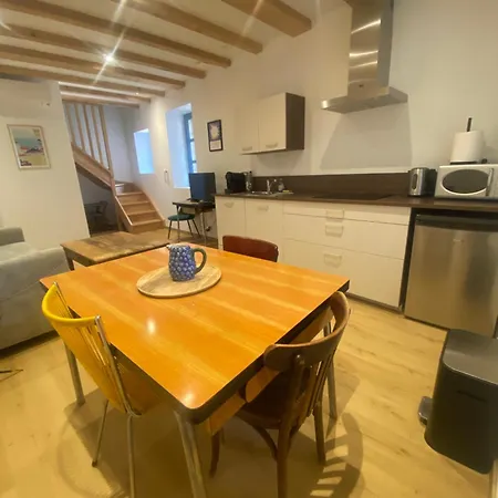 Four Bas Apartmán